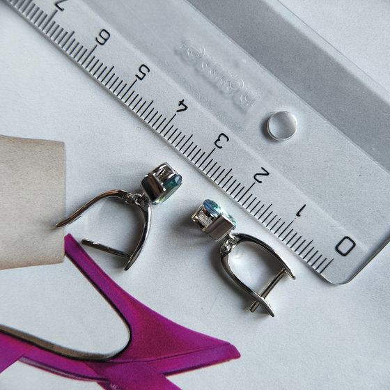 Серебряные серьги с мистик топазом 1.865ct