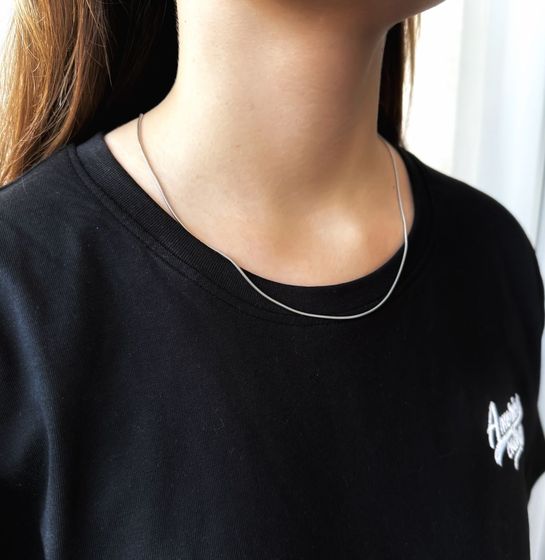 Silver chain without stones