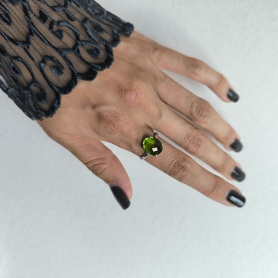 Silver ring with a 3.89-carat chrysolite