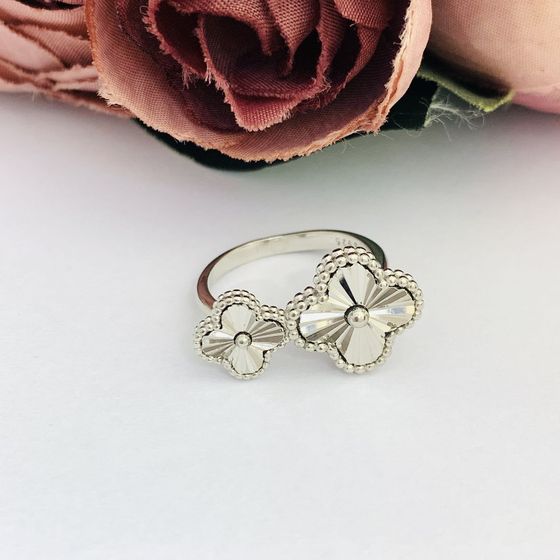 Серебряное кольцо без камней