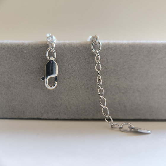 Silver bracelet with cubic zirconia