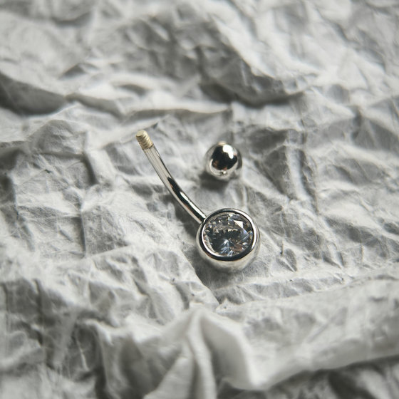 Silver piercing with cubic zirconia