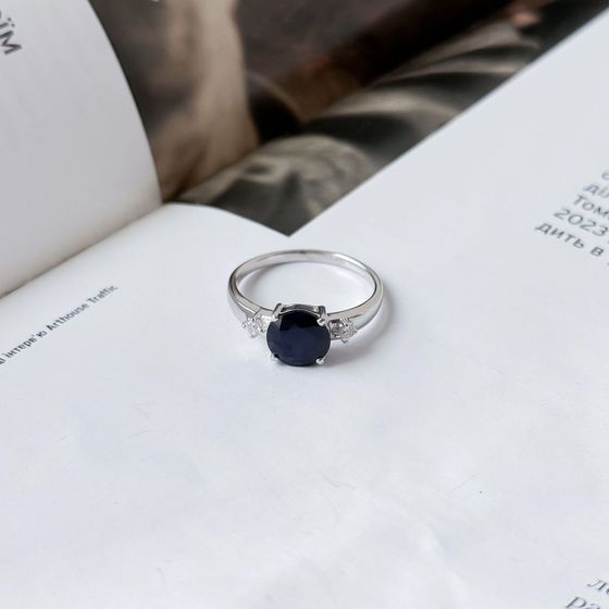 Серебряное кольцо с сапфиром 2.332ct