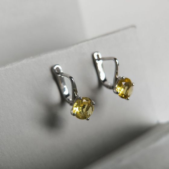 Silver earrings with citrine nano