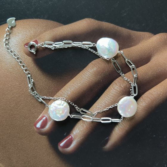 Silver bracelet with baroque pearls