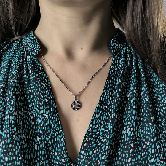 Серебряная подвеска с фианитами 0.1ct