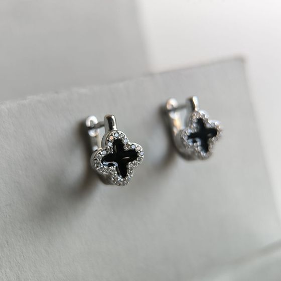 Серебряные серьги с емаллю