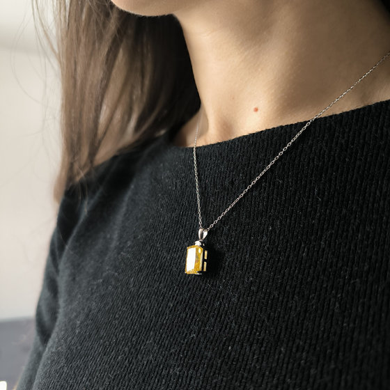 Срібне кольє з фіанітами