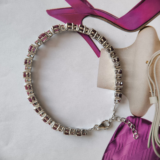 Серебряный браслет с рубином 10.845ct