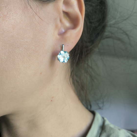 Серебряные серьги с топазом 10.327ct