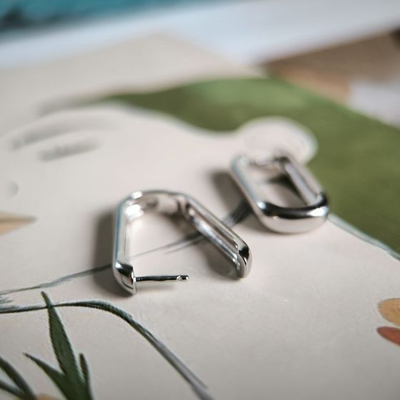 Серебряные серьги без камней