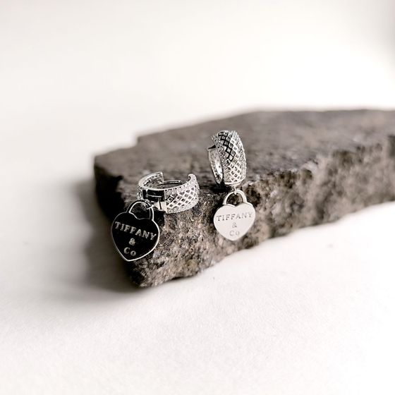 Серебряные серьги с фианитами