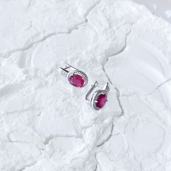 Срібні сережки з рубіном 4.846ct, фіанітами