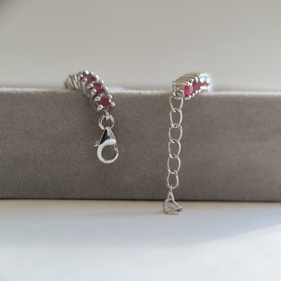 Серебряный браслет с рубином 7.707ct