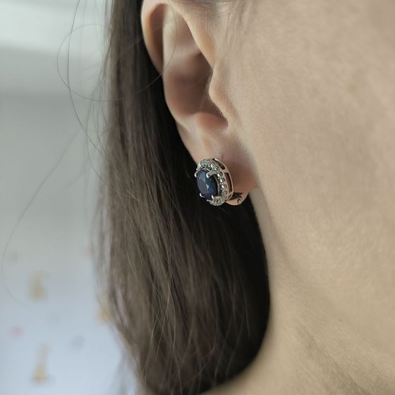 Срібні сережки з сапфіром 5.916ct, фіанітами