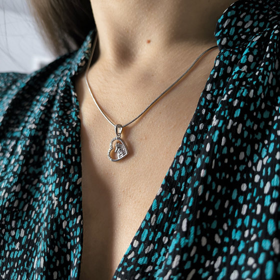 Серебряная подвеска с фианитами