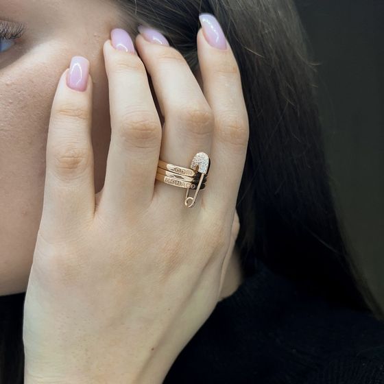 Золотое кольцо с фианитами 0.25ct