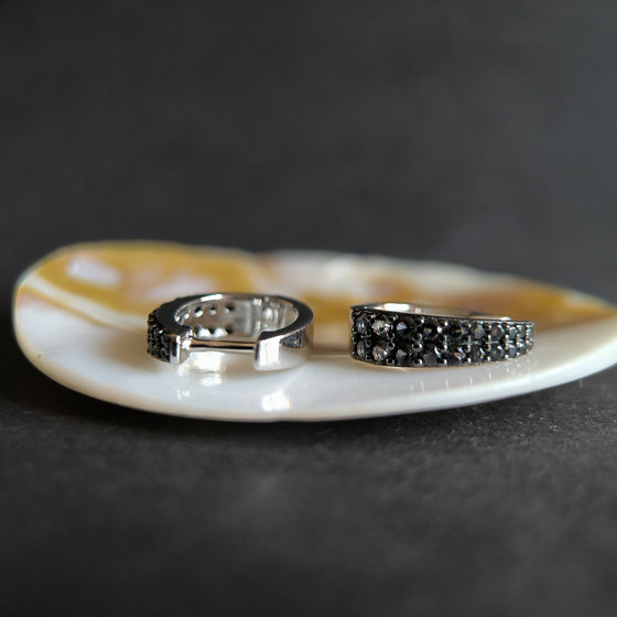 Серебряные серьги с фианитами