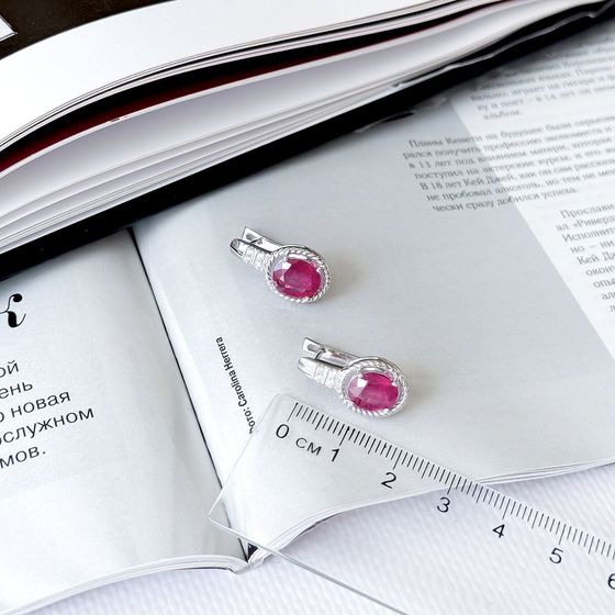Срібні сережки з рубіном 4.846ct, фіанітами