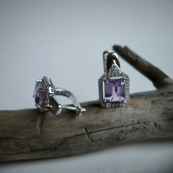 Серебряные серьги с аметистом
