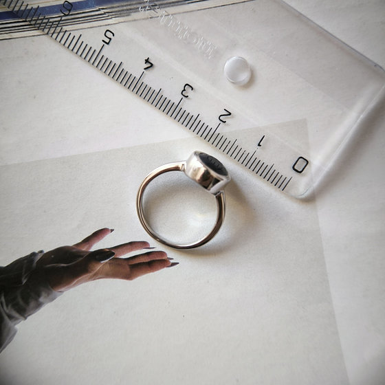 Серебряное кольцо с сапфиром 2.963ct