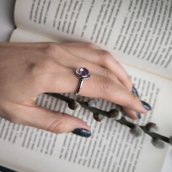 Silver ring with alexandrite