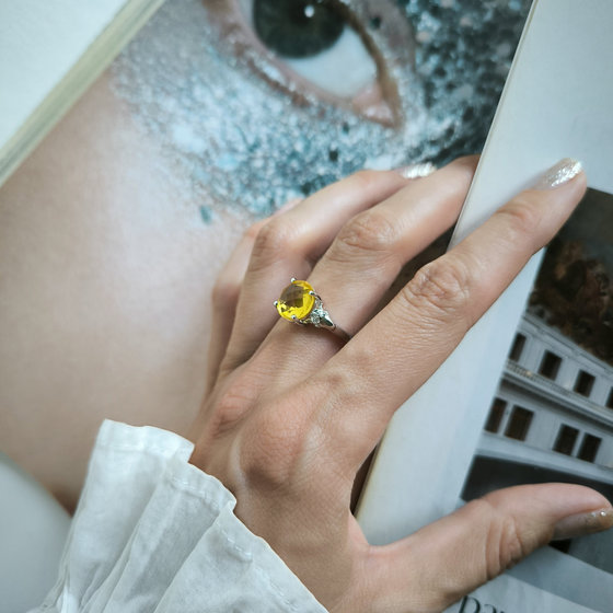 Серебряное кольцо с цитрином nano 3.58ct, фианитами