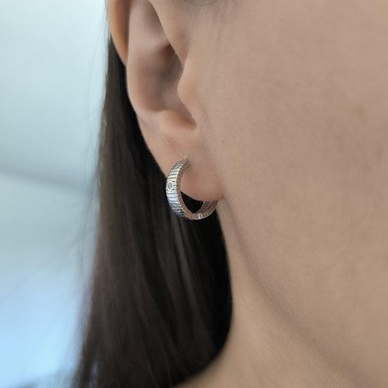 Серебряные серьги с фианитами