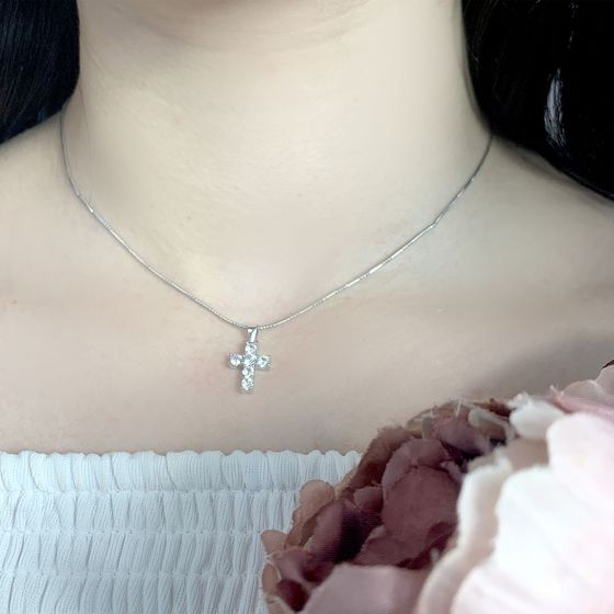 Серебряный крестик с фианитами