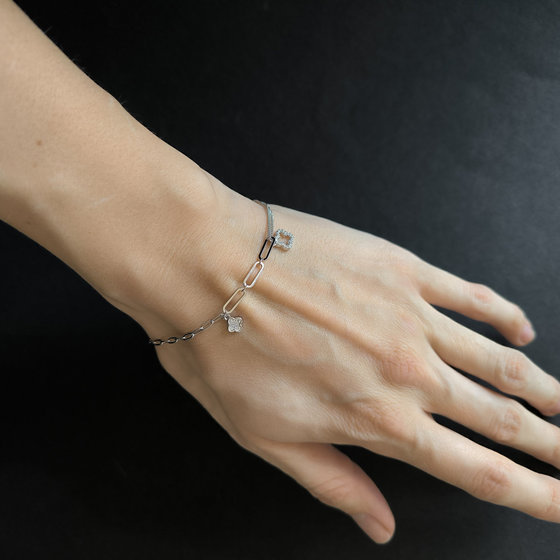 Серебряный браслет с фианитами