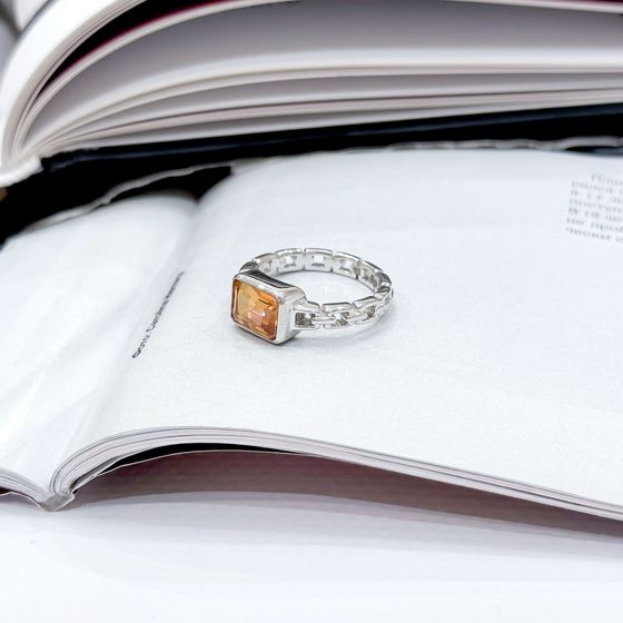 Silver ring with gold quartz 1.725ct