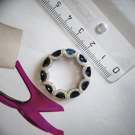 Серебряное кольцо с сапфиром 7.976ct, фианитами