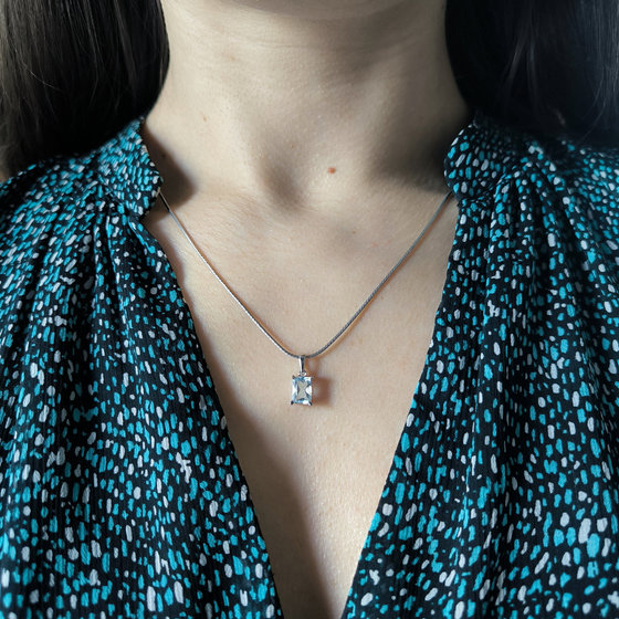 Серебряная подвеска с топазом 1.906ct