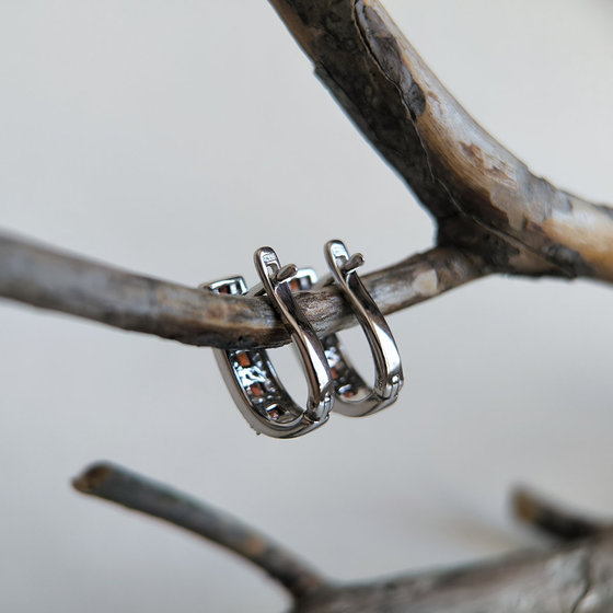 Серебряные серьги с гранатом 1.455ct