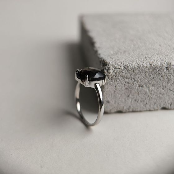 Серебряное кольцо с раухтопазом (дымчатым кварцем)