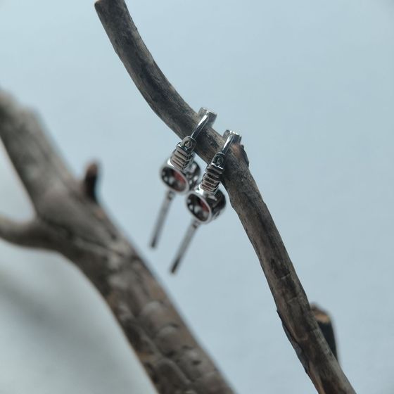 Серебряные серьги с гранатом 2.425ct