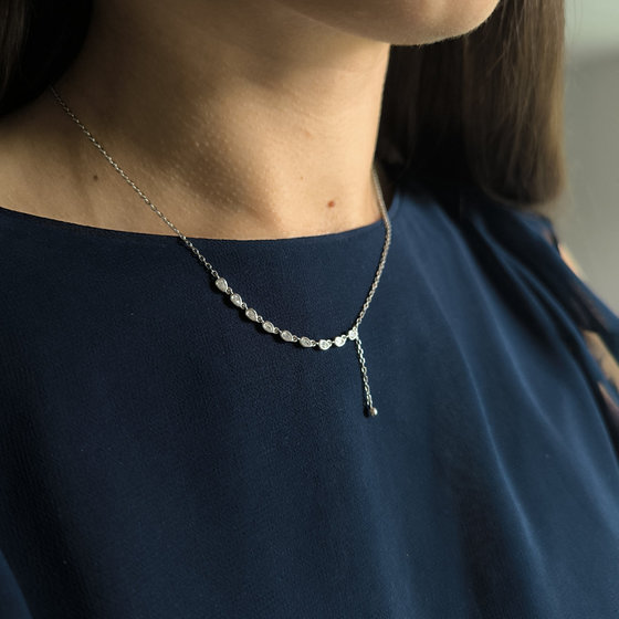Серебряное колье с фианитами