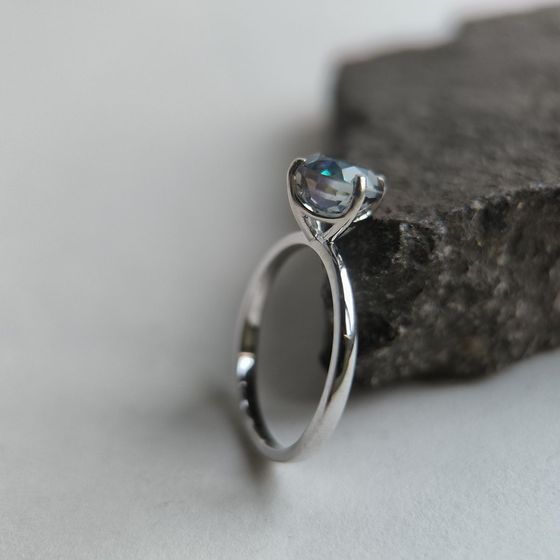 Silver ring with mystic topaz 1.95ct
