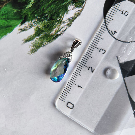 Серебряная подвеска с мистик топазом 3.365ct