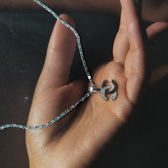 Серебряная подвеска с фианитами 0.12ct