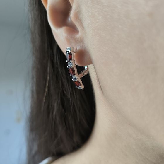 Серебряные серьги с гранатом 3.642ct