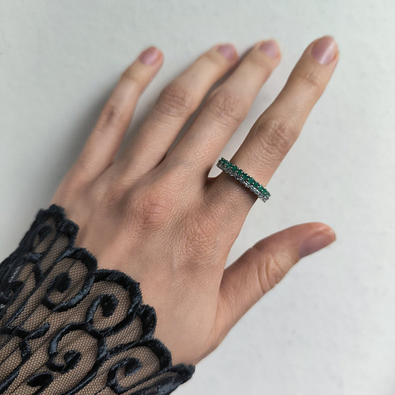 Серебряное кольцо с изумрудом 1.19ct