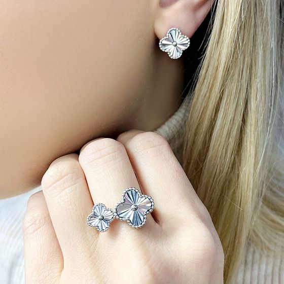 Серебряное кольцо без камней