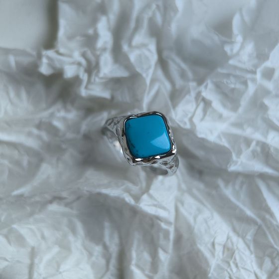 Серебряное кольцо с бирюзой