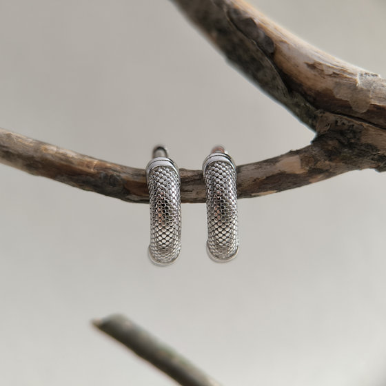 Серебряные серьги без камней