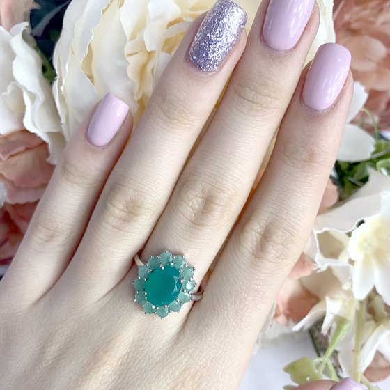 Серебряное кольцо с изумрудом 3.857ct
