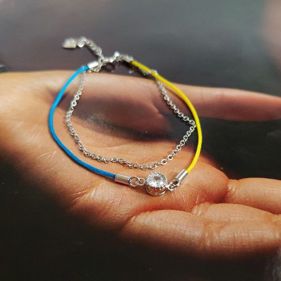 Silver bracelet with phianites