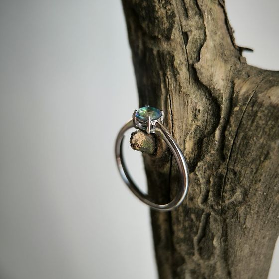 Серебряное кольцо с мистик топазом