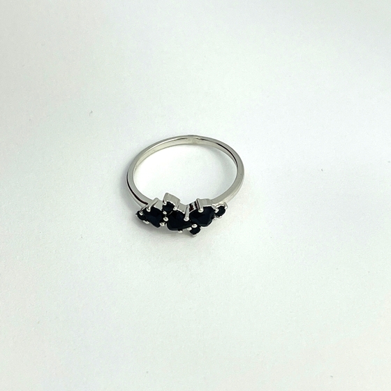 Серебряное кольцо с сапфиром 1.167ct