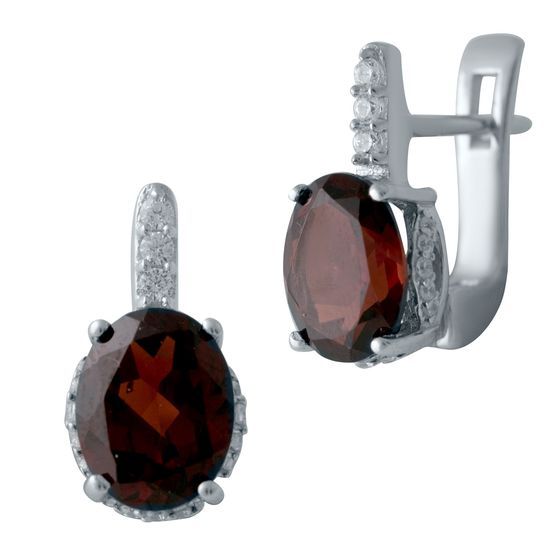 Silver earrings with garnet (4.895 carats)